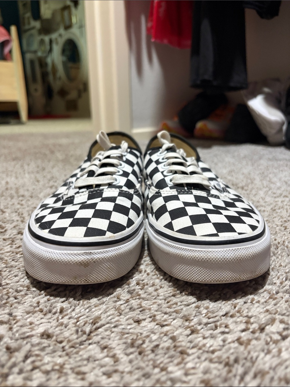 Vans - Picture 6 of 7